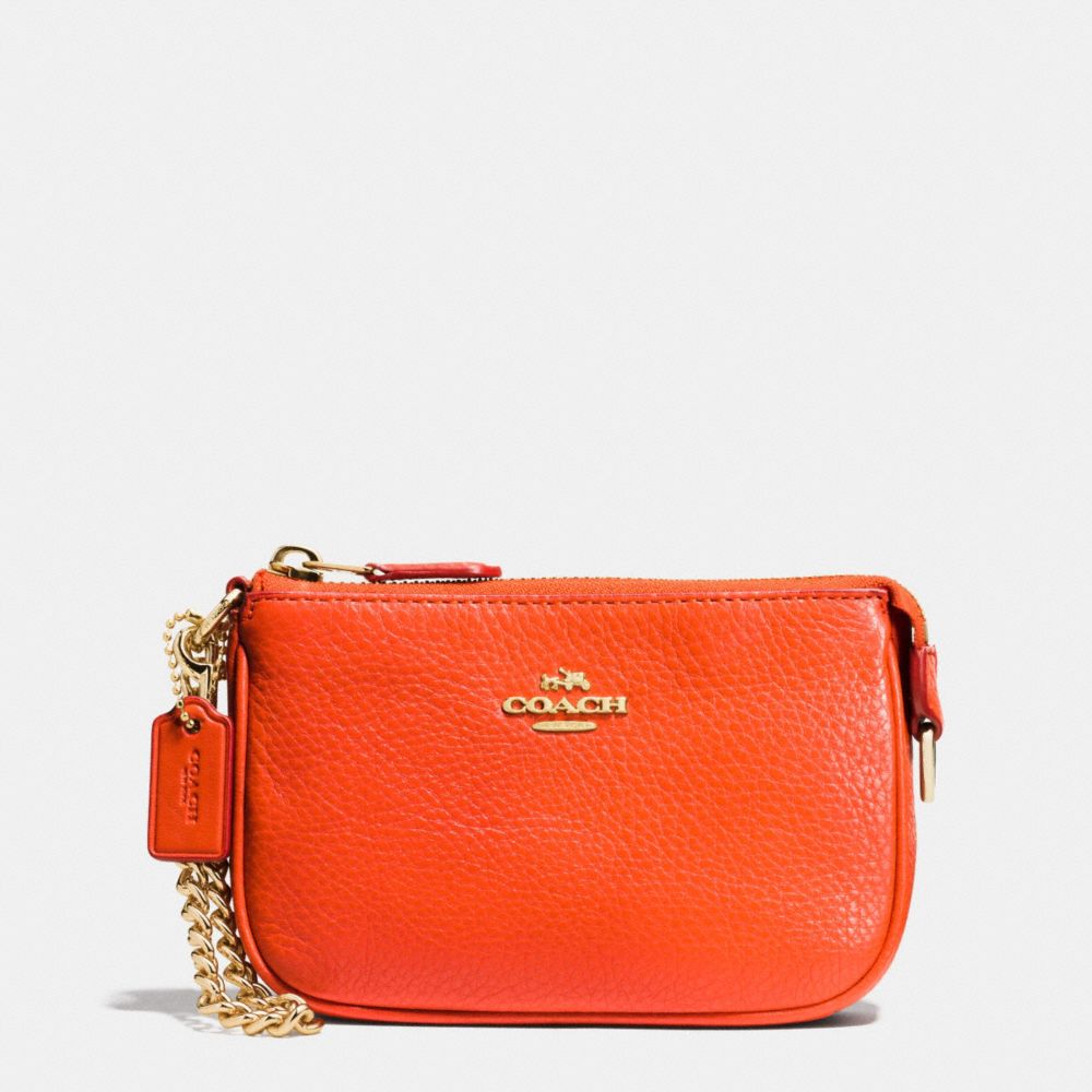COACH F64571 SMALL WRISTLET 15 IN PEBBLE LEATHER IMITATION-GOLD/PEPPERPER