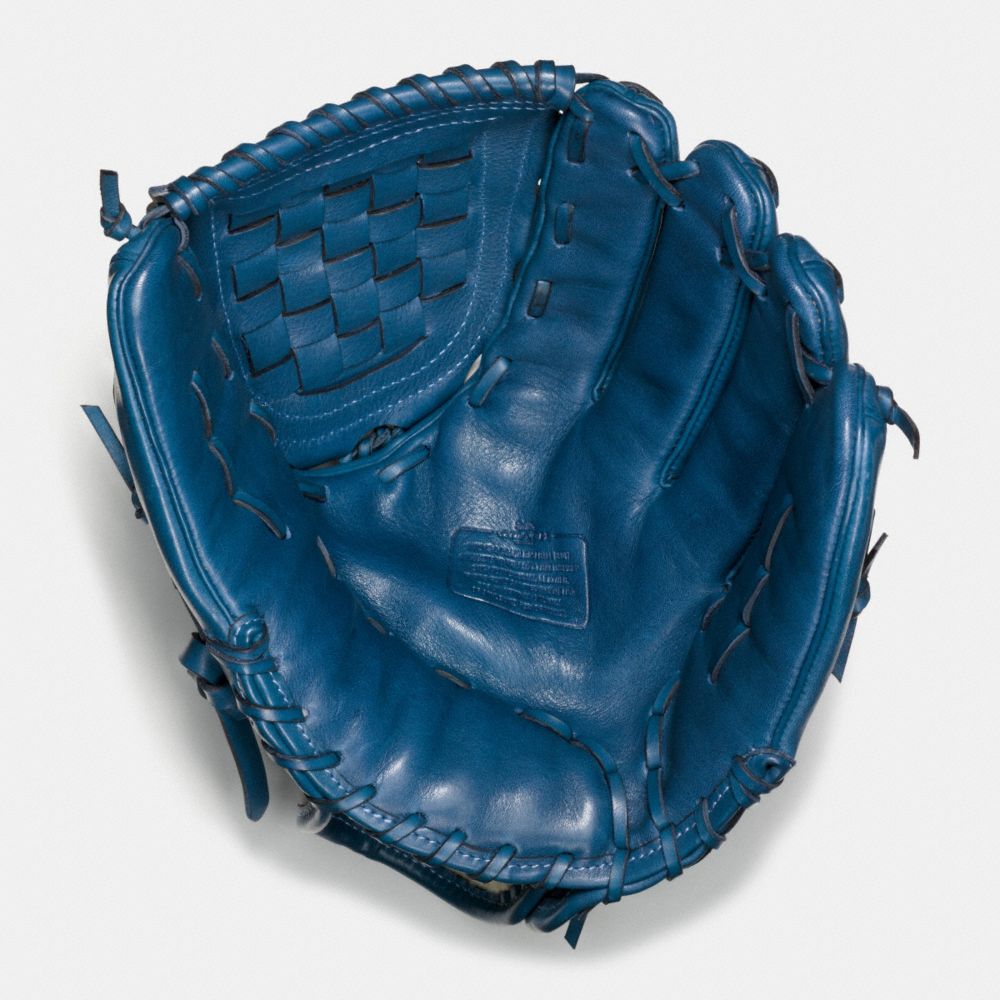 COACH f65170 LEATHER BASEBALL GLOVE DENIM