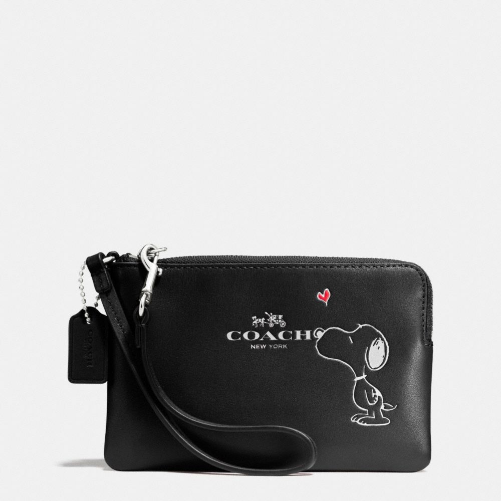 COACH f65193 COACH X PEANUTS CORNER ZIP WRISTLET IN CALF LEATHER SILVER/BLACK