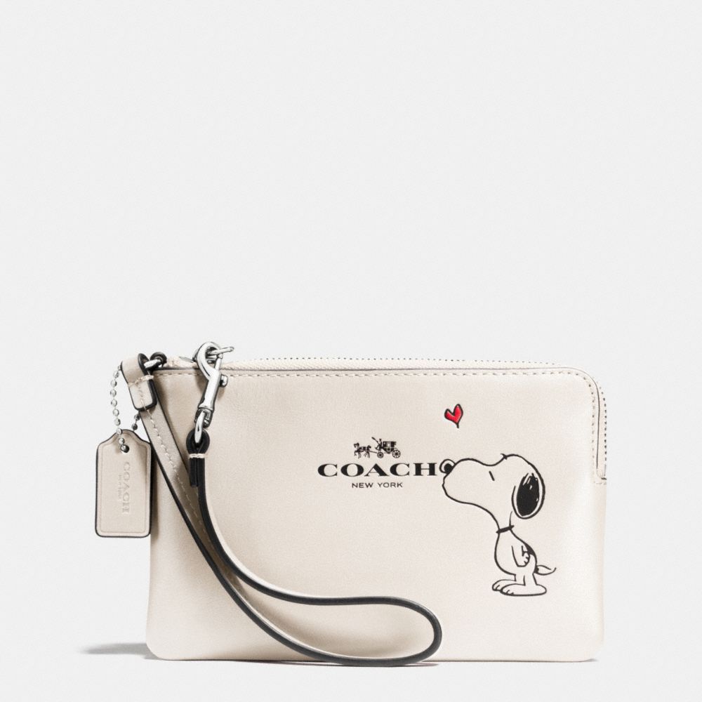 COACH F65193 COACH X PEANUTS CORNER ZIP WRISTLET IN CALF LEATHER SILVER/CHALK