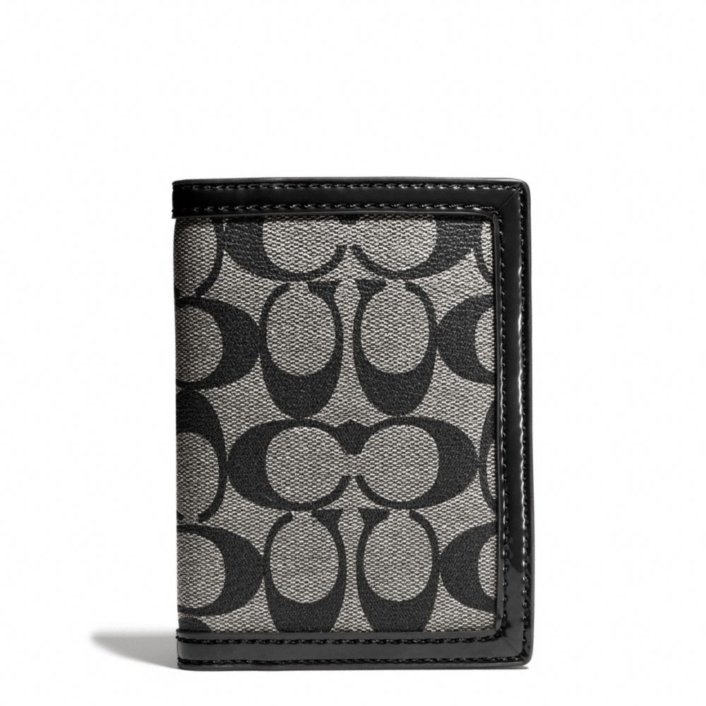 PARK SIGNATURE PVC PASSPORT CASE - SILVER/BLACK/WHITE/BLACK - COACH F65699