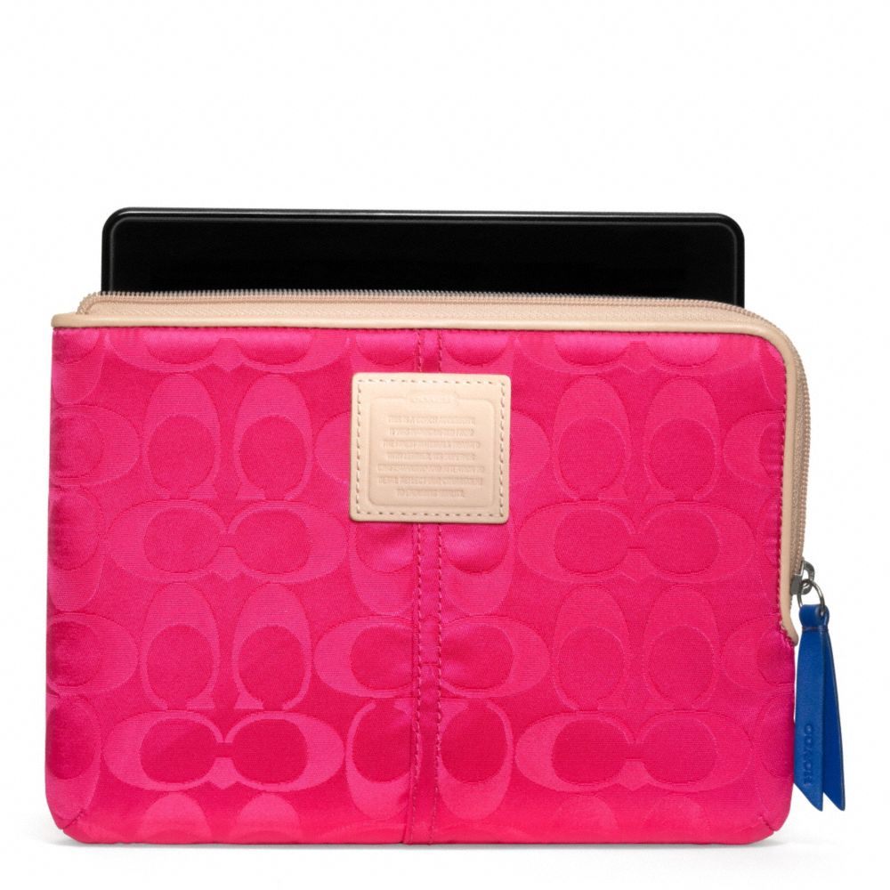COACH F65857 Weekend Nylon L-zip E-reader Sleeve SILVER/PINK RUBY