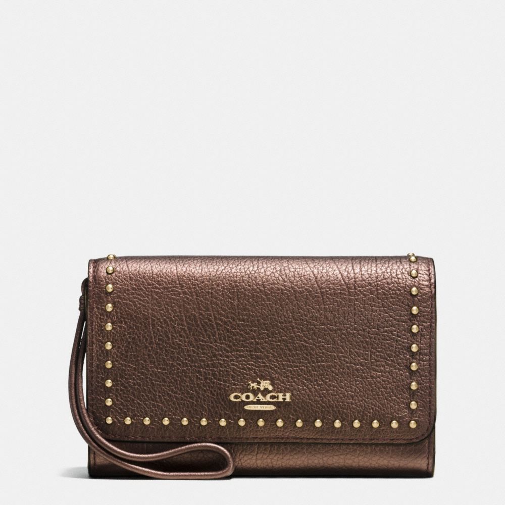 COACH F66194 RIVETS PHONE WRISTLET IN GRAIN LEATHER IMITATION-GOLD/BRONZE