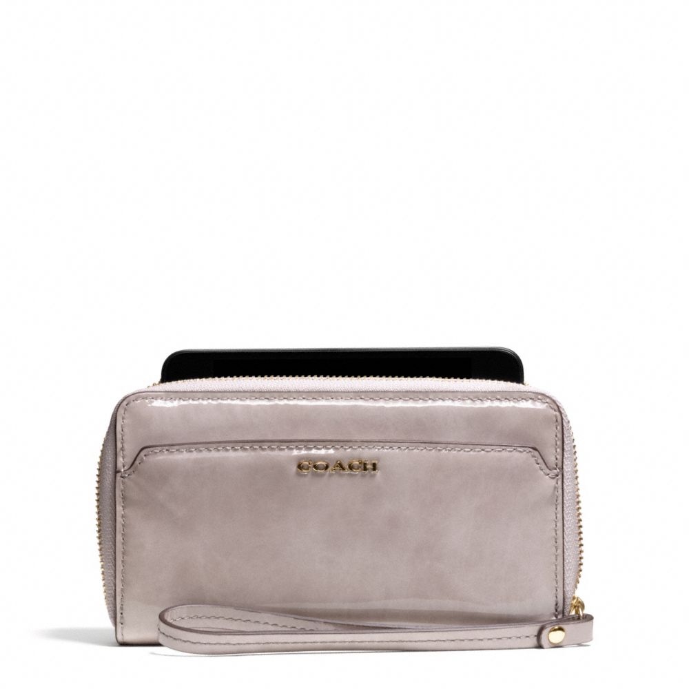 COACH MADISON PATENT LEATHER EAST/WEST UNIVERSAL CASE - LIGHT GOLD/GREY BIRCH - F66227