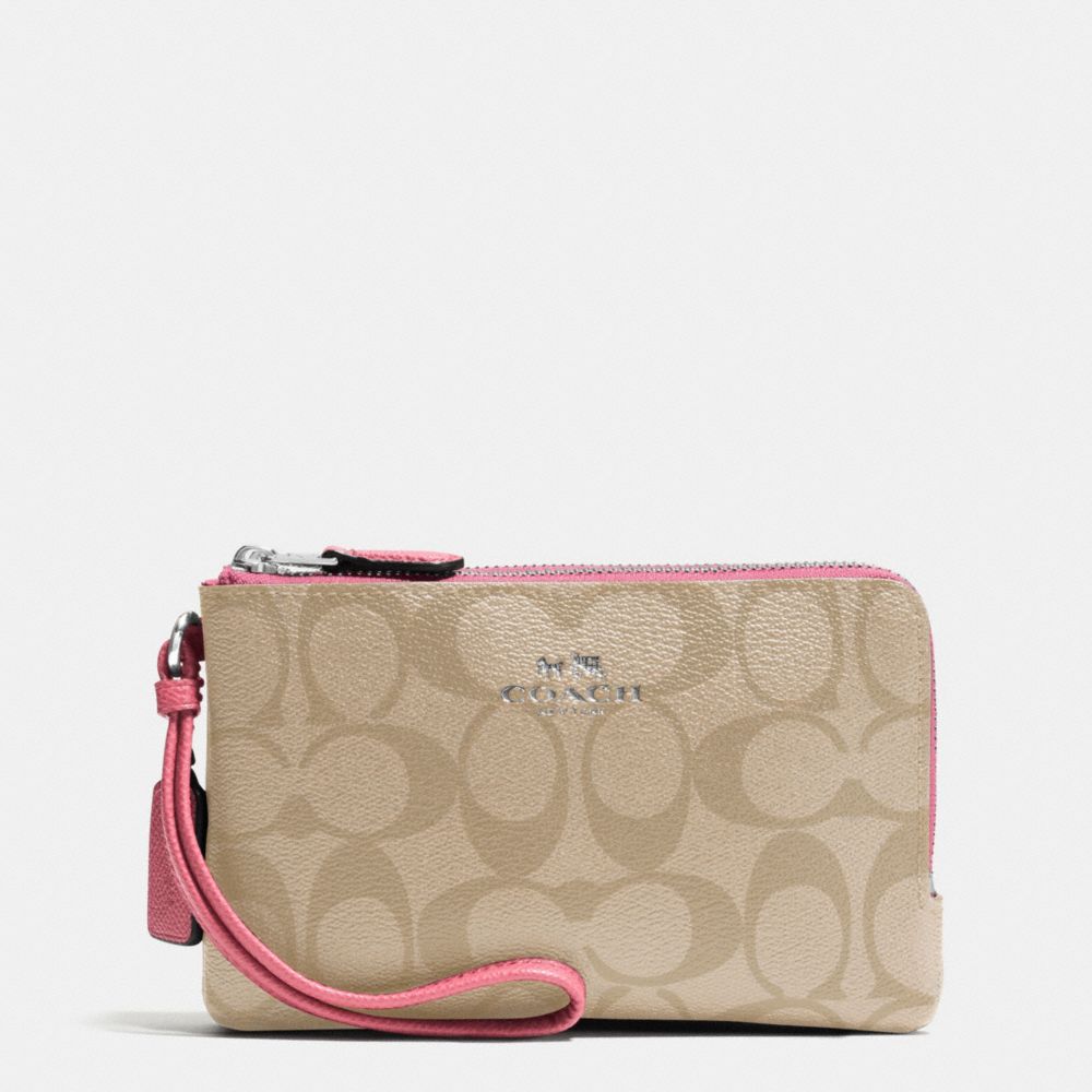 COACH DOUBLE CORNER ZIP WRISTLET IN SIGNATURE - SILVER/LIGHT KHAKI/STRAWBERRY - f66506