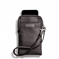 COACH CAMPBELL LEATHER UNIVERSAL PHONE CASE - SILVER/HEMATITE - F66787