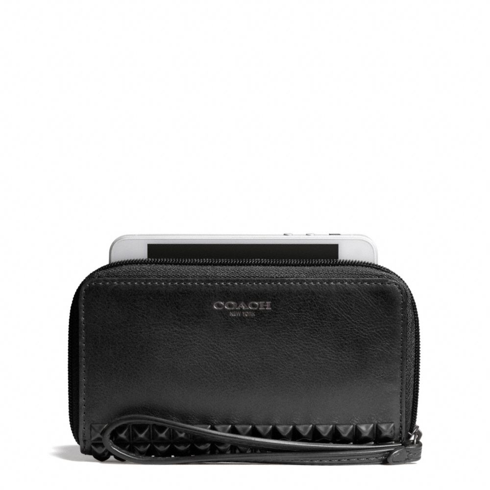 COACH F67657 Studded Leather East/west Universal Case 