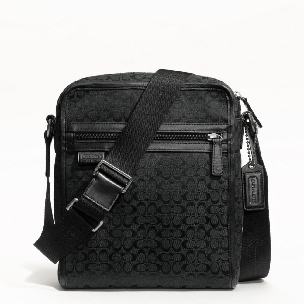 COACH f70698 SIGNATURE JACQUARD FLIGHT BAG 