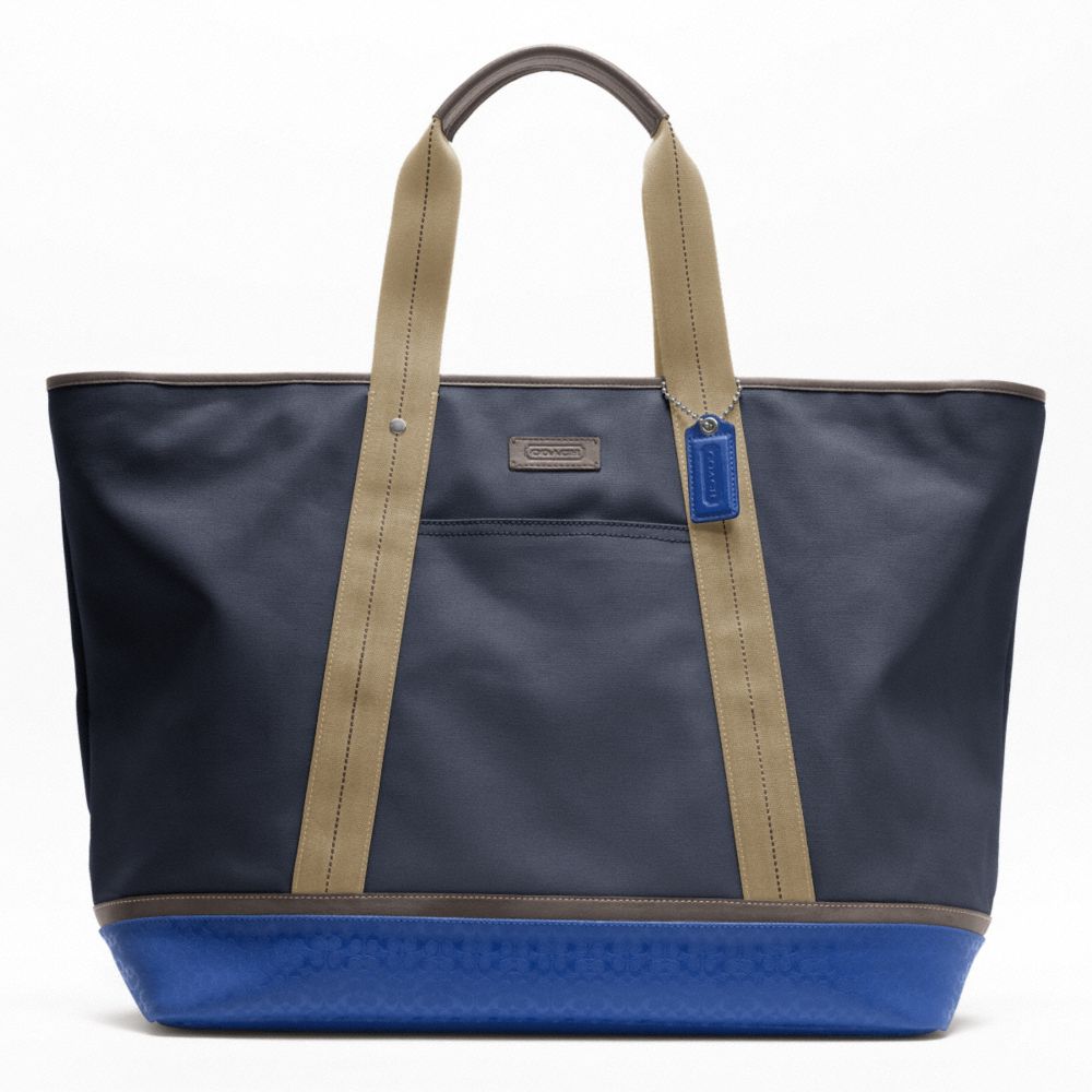 HERITAGE SIGNATURE EMBOSSED PVC CANVAS WEEKEND TOTE - f70832 - SILVER/NAVY/COBALT