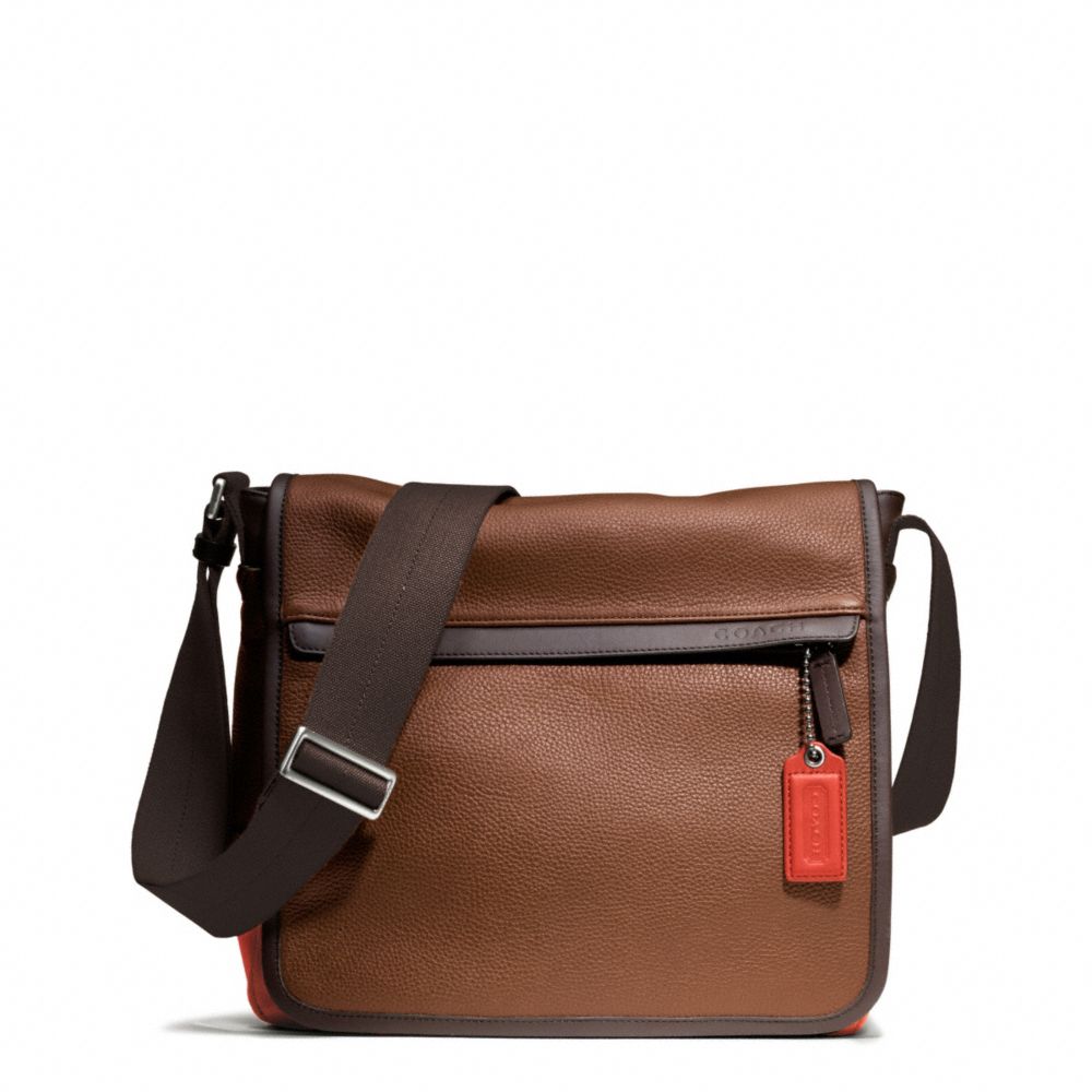 CAMDEN LEATHER MAP BAG - f70973 - GUNMETAL/SADDLE/PAPAYA