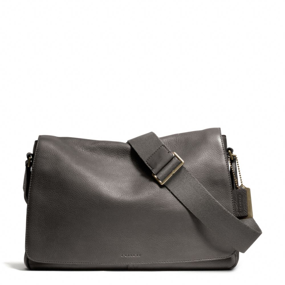 BLEECKER PEBBLED LEATHER COURIER BAG - f71070 - BRASS/GRANITE