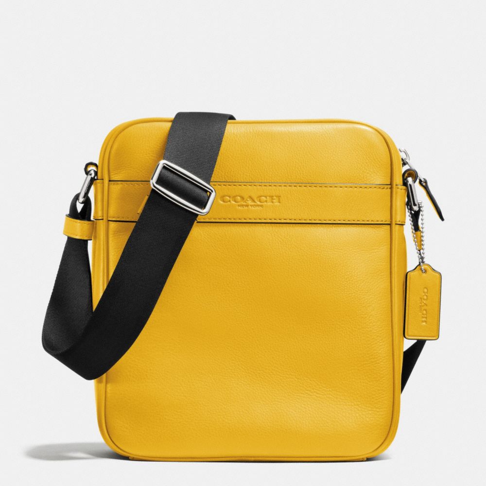 FLIGHT BAG IN SMOOTH LEATHER - f71723 - BANANA
