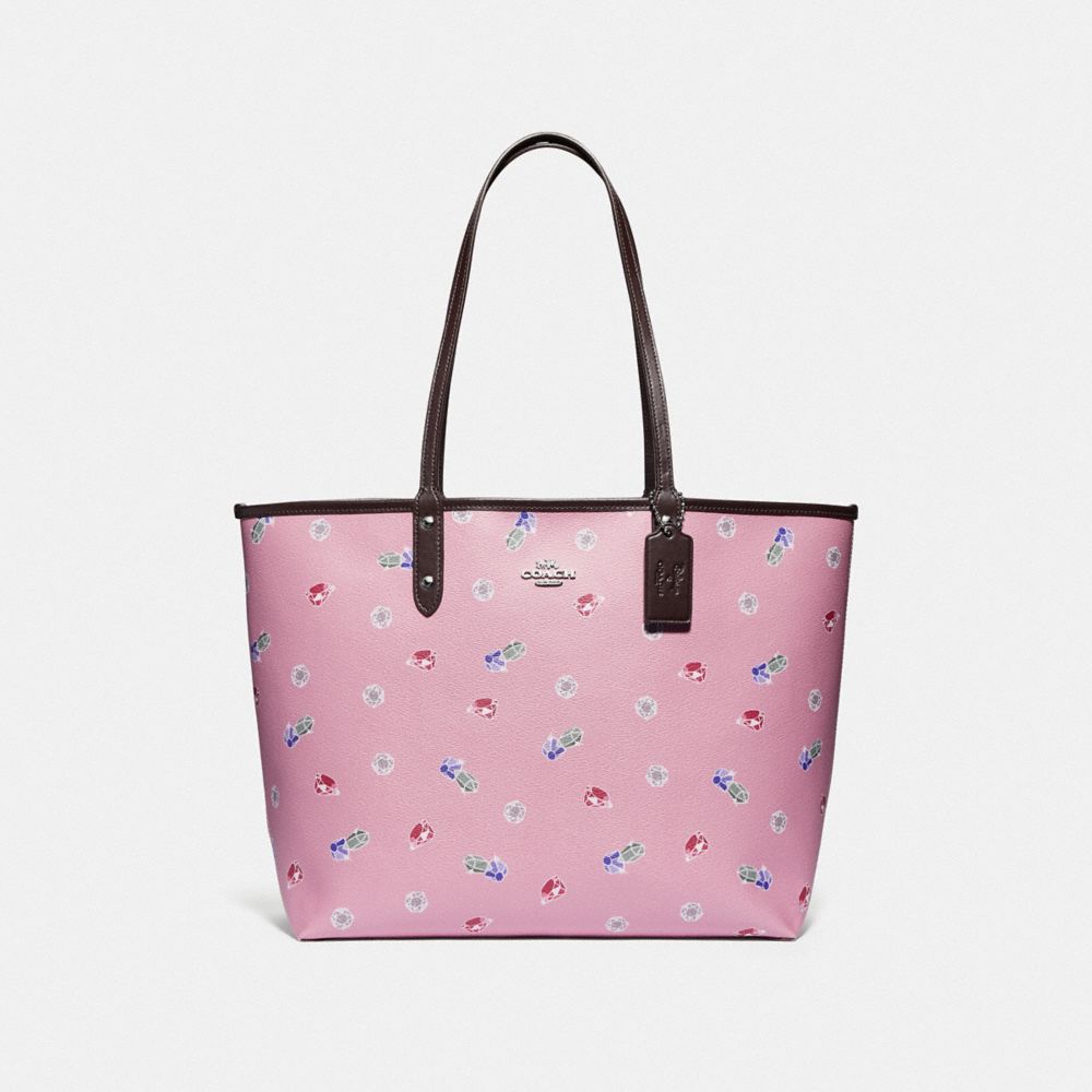 DISNEY X COACH REVERSIBLE CITY TOTE WITH SNOW WHITE AND THE SEVEN DWARFS GEMS PRINT - MULTI/SILVER - COACH F72827