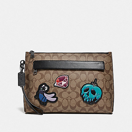 COACH DISNEY X COACH CARRYALL POUCH IN SIGNATURE CANVAS WITH SNOW WHITE AND THE SEVEN DWARFS PATCHES - TAN - F73270