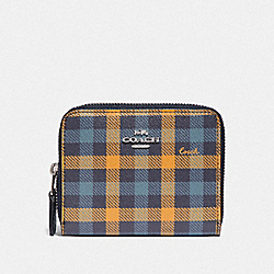 SMALL DOUBLE ZIP AROUND WALLET IN SIGNATURE CANVAS AND GINGHAM PRINT - NAVY KHAKI MULTI/SILVER - COACH F76753