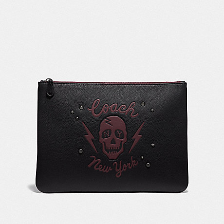 COACH LARGE POUCH WITH SKULL MOTIF - QB/BLACK MULTI - F76963