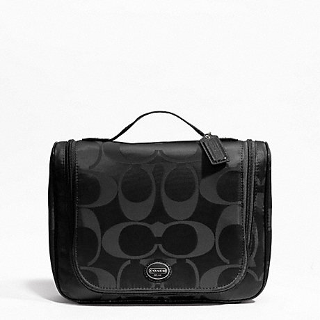 COACH f77310 SIGNATURE NYLON PACKABLE COSMETIC CASE 