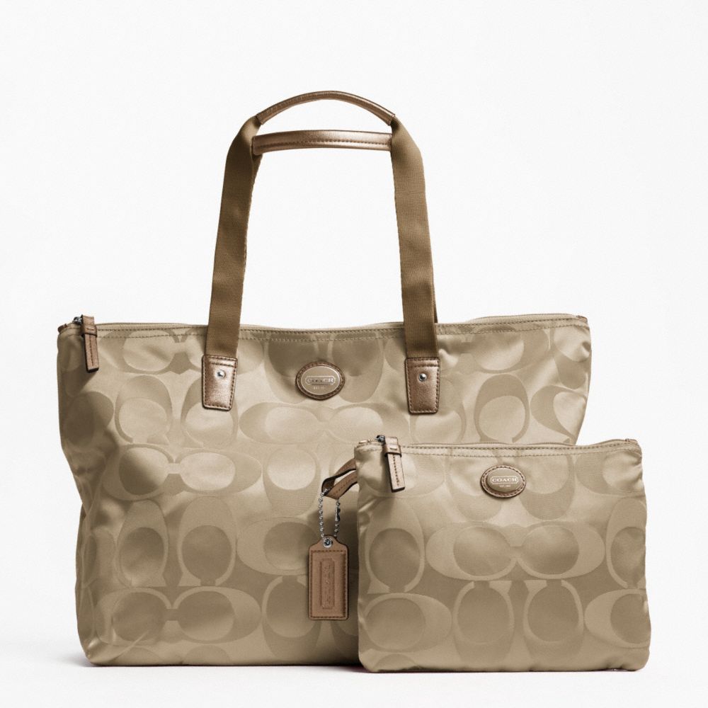 GETAWAY SIGNATURE NYLON PACKABLE WEEKENDER - f77321 - SILVER/LIGHT KHAKI