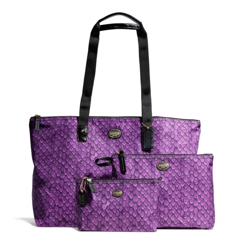 GETAWAY BOXED SNAKE PRINT PACKABLE WEEKENDER WITH POUCH - f77483 - F77483B4PX