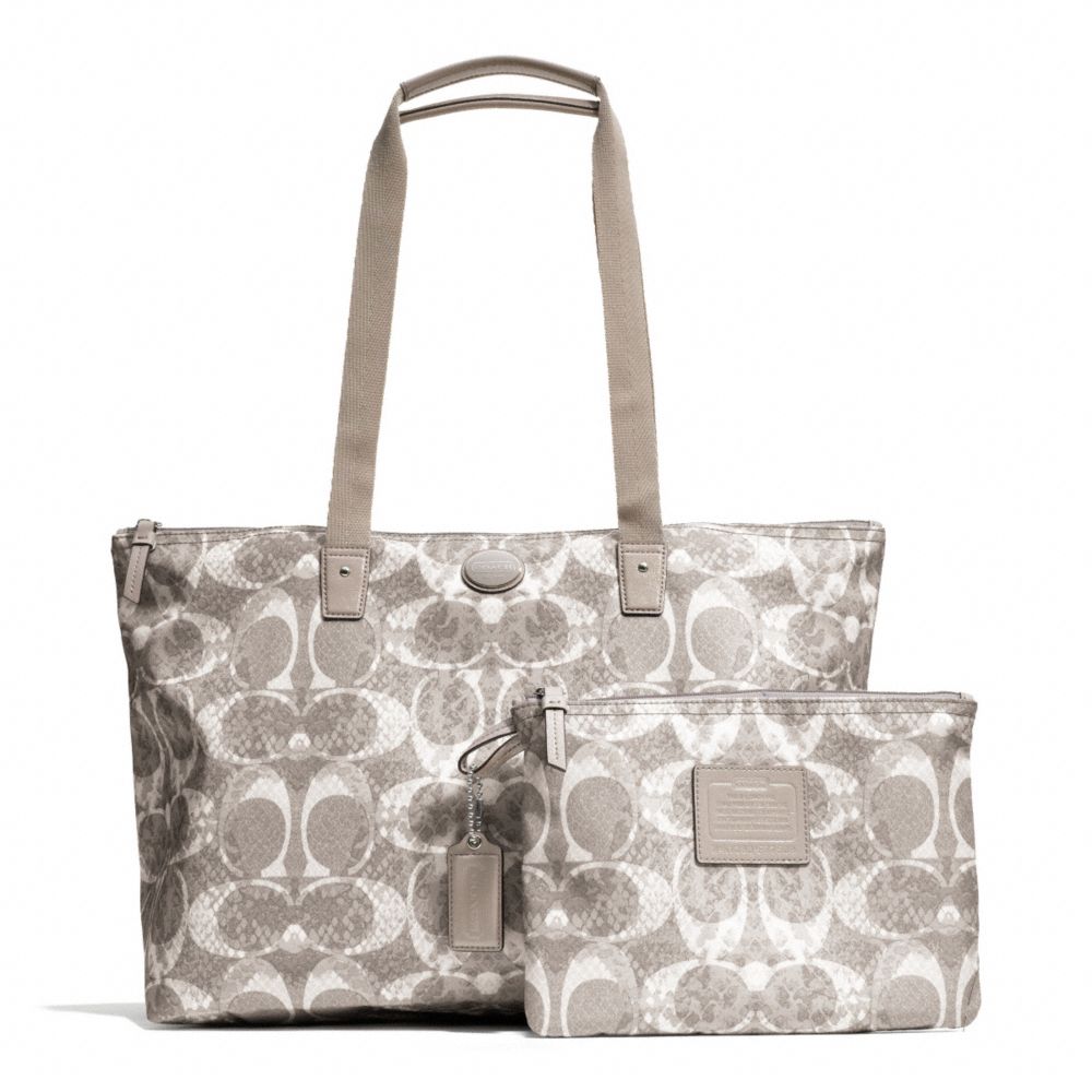 COACH GETAWAY SNAKE C PRINT PACKABLE WEEKENDER -  - f77509