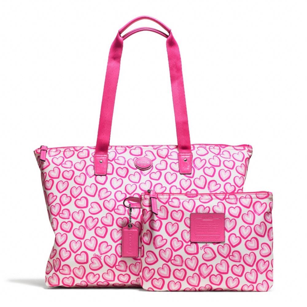 COACH GETAWAY HEART PRINT PACKABLE WEEKENDER - ONE COLOR - F77539