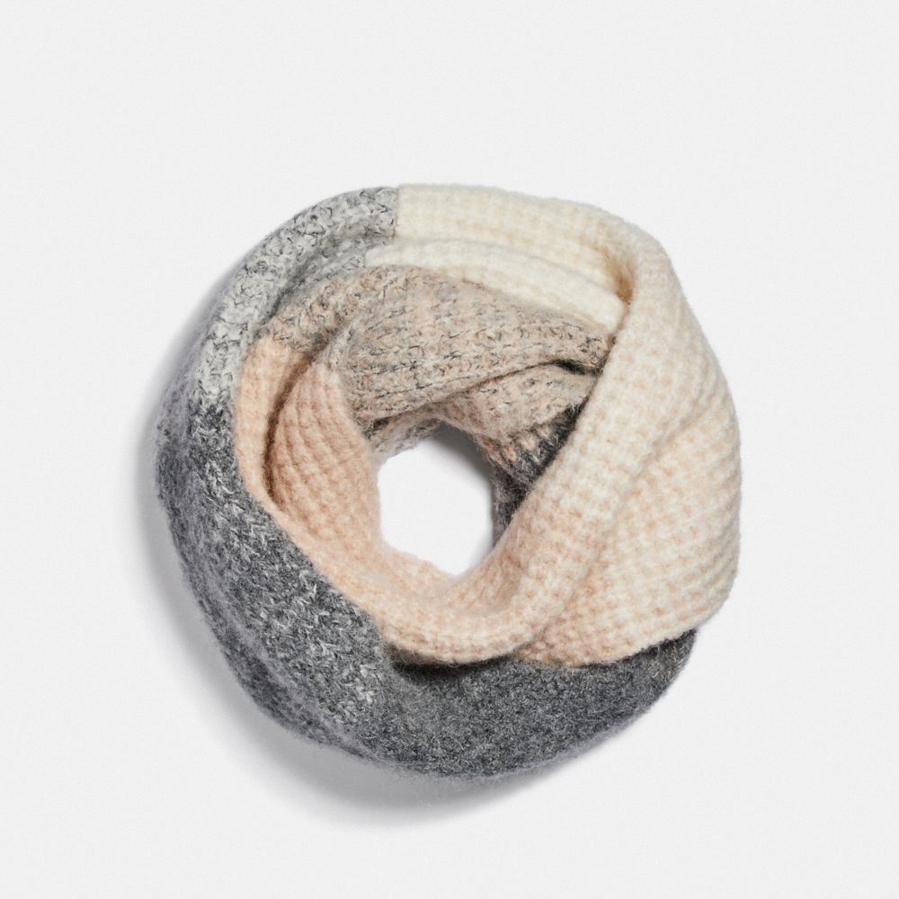 INFINITY KNIT SCARF - CAMEL/GREY - COACH F79820