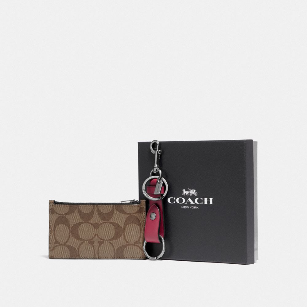 COACH F79848 BOXED ZIP CARD CASE AND VALET KEY FOB GIFT SET IN SIGNATURE CANVAS QB/TAN MULTI