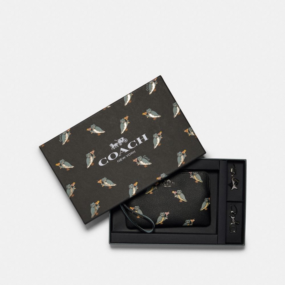 COACH F80302 Boxed Corner Zip Wristlet With Party Owl Print SV/BLACK MULTI