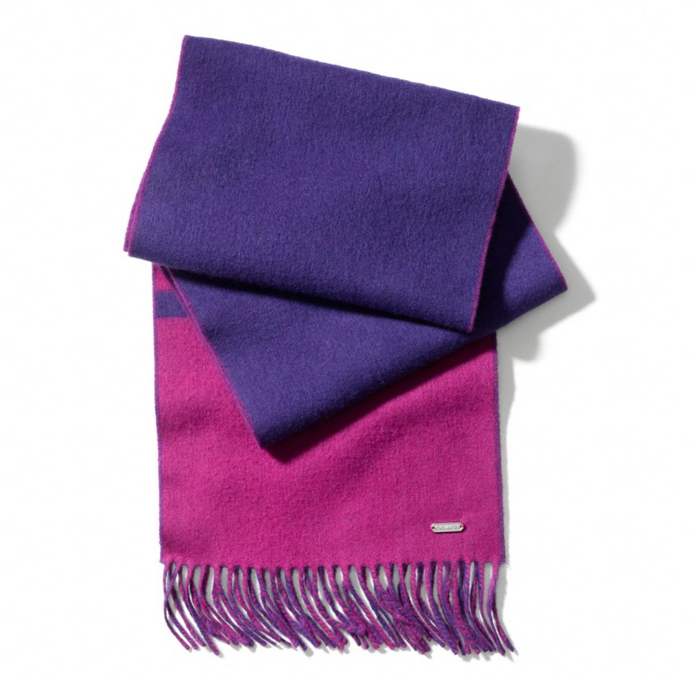 COACH REVERSIBLE BLANKET SCARF - VIOLET MARINE/MAGENTA - F83829