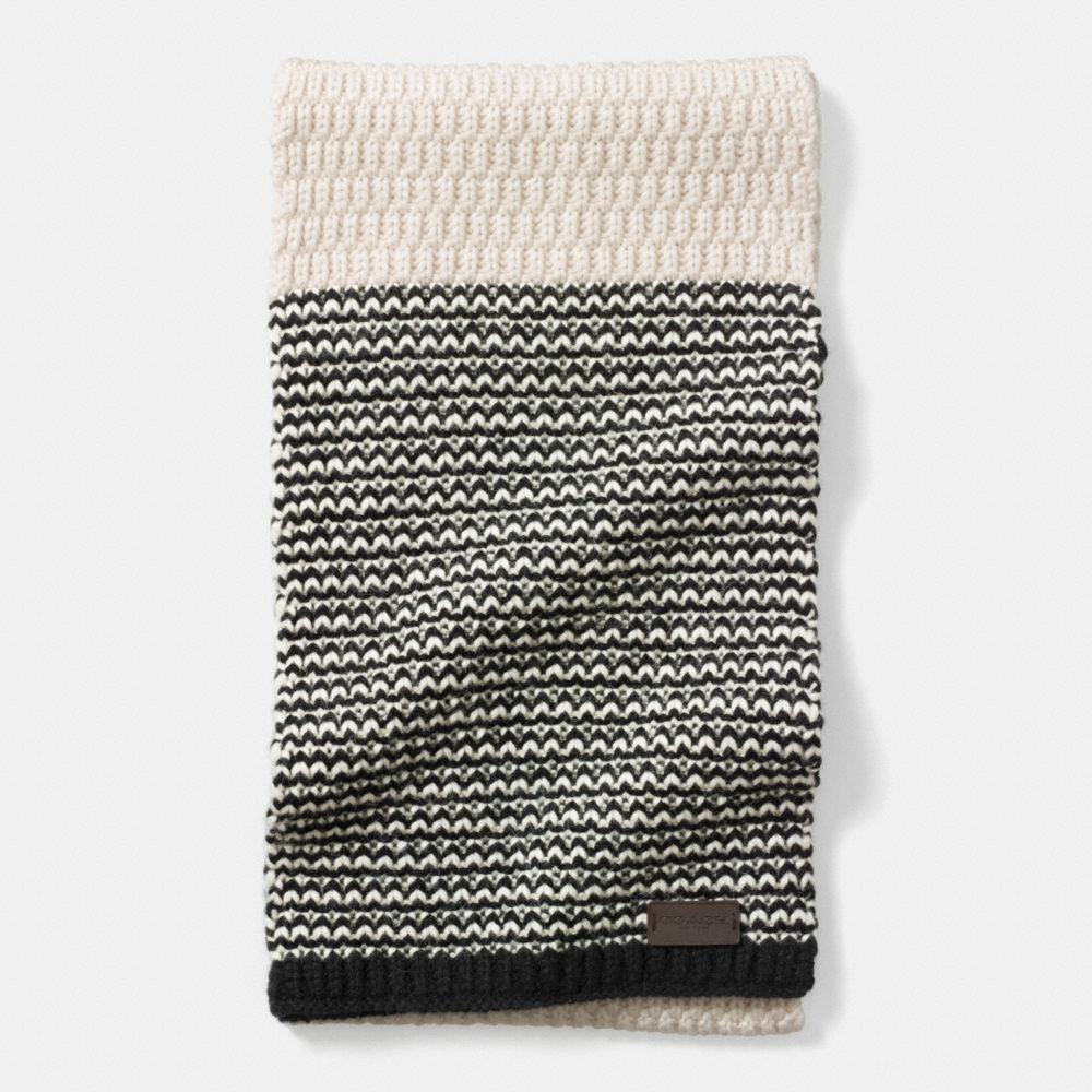 COACH CHECK KNIT SCARF - CREAM/BLACK - f85133