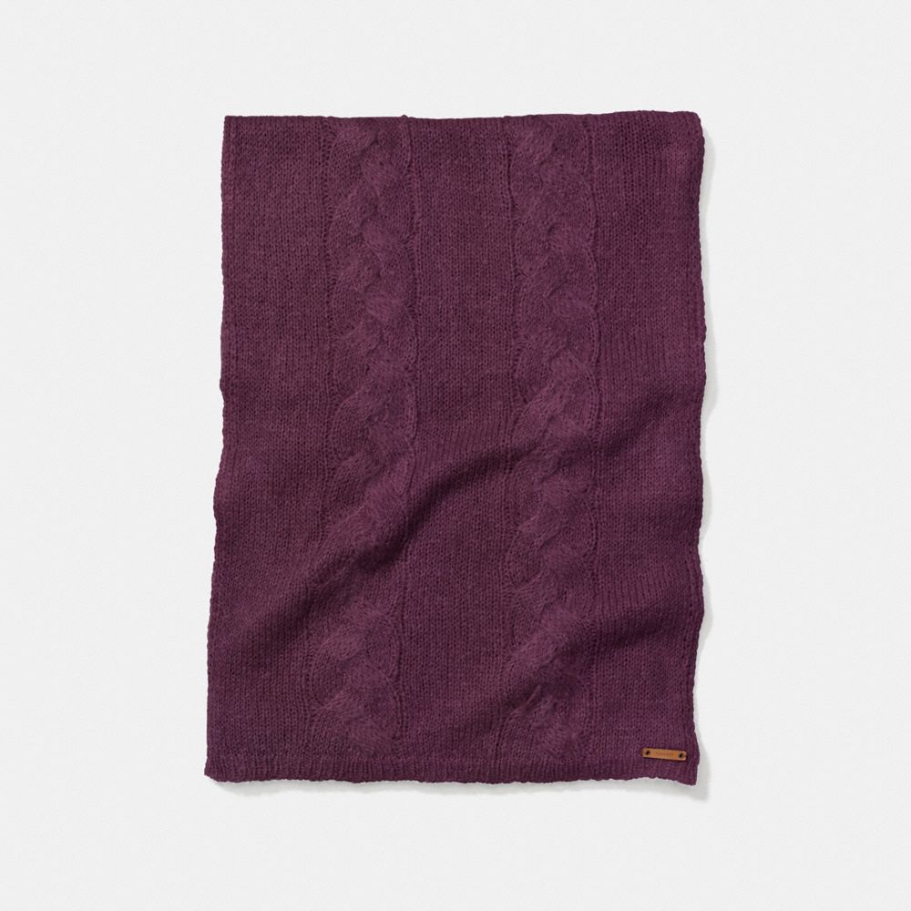 COACH LOOSE CABLE SCARF - BRIGHT BERRY - F86016