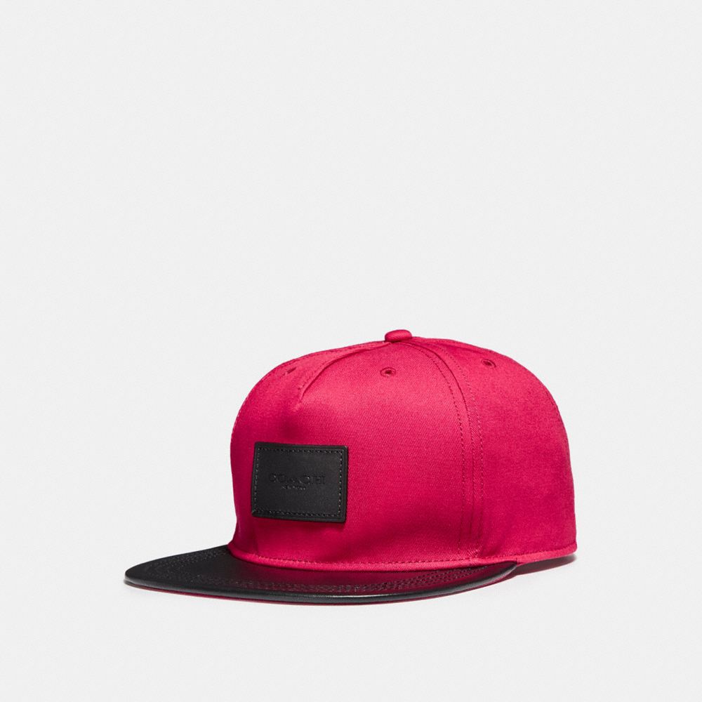 FLAT BRIM HAT IN COLORBLOCK - f86475 - RED