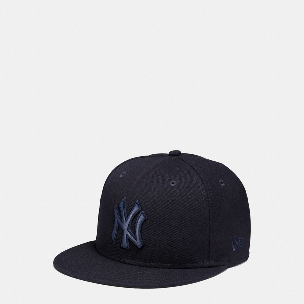 COACH F87250 Mlb Flat Brim Hat NY YANKEES