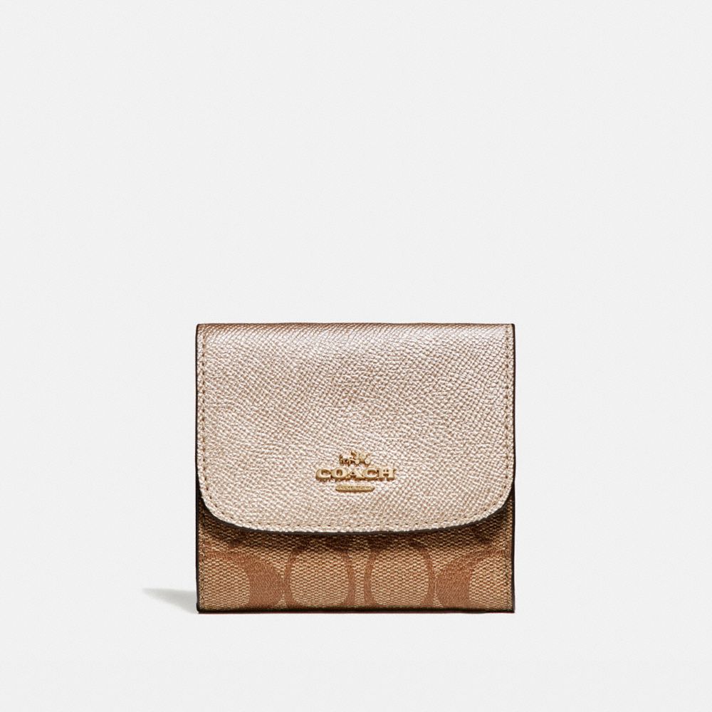 SMALL WALLET IN SIGNATURE COATED CANVAS - LIGHT GOLD/KHAKI - COACH F87589