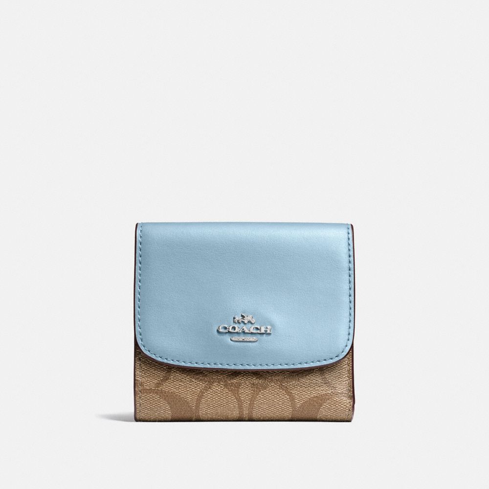 SMALL WALLET IN SIGNATURE CANVAS - KHAKI/PALE BLUE/SILVER - COACH F87589