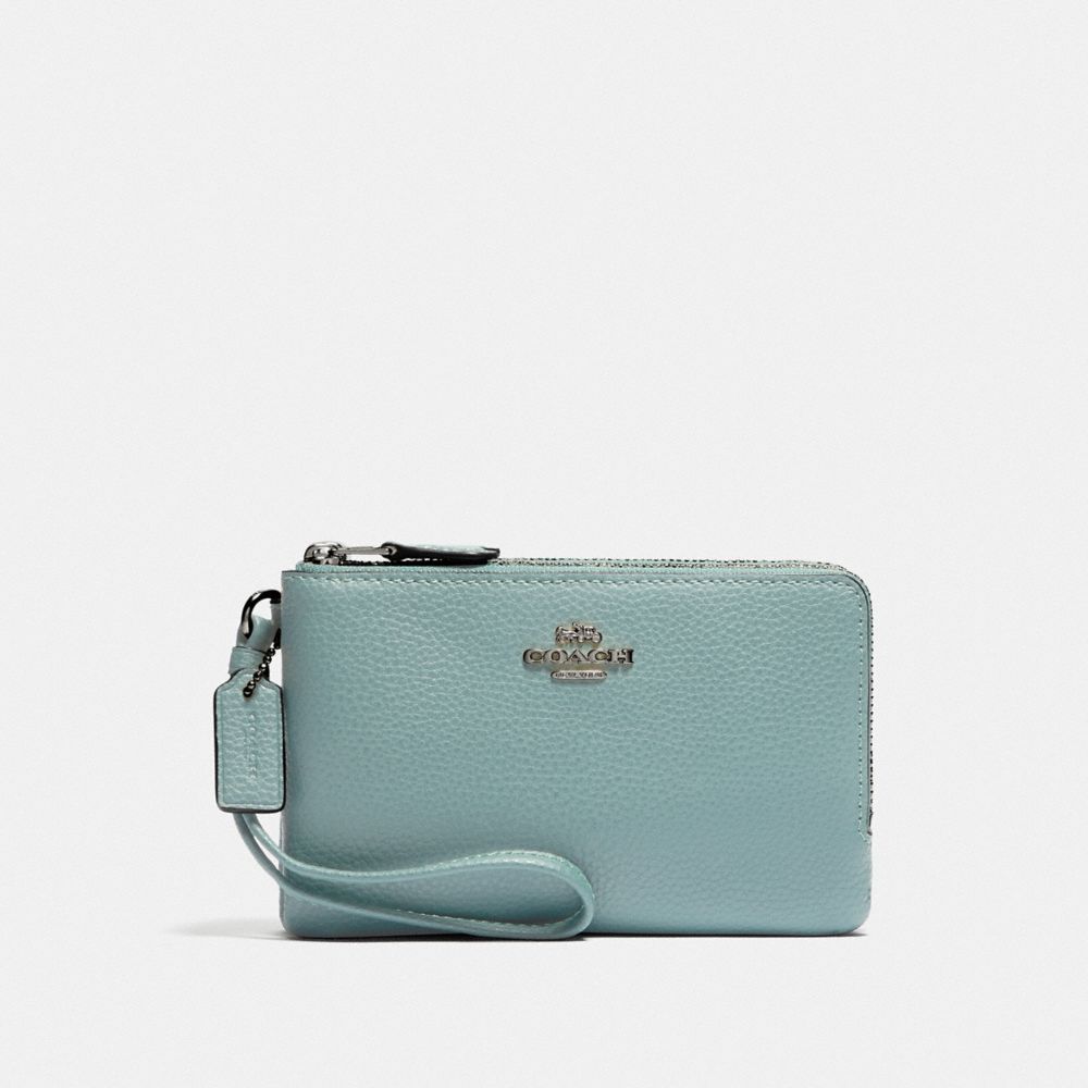 COACH DOUBLE CORNER ZIP WRISTLET - QB/SAGE - F87590