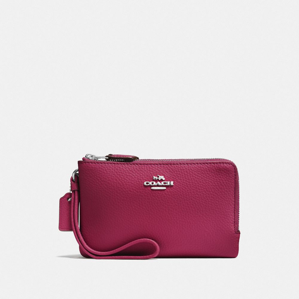 COACH DOUBLE CORNER ZIP WRISTLET - SV/DARK FUCHSIA - F87590