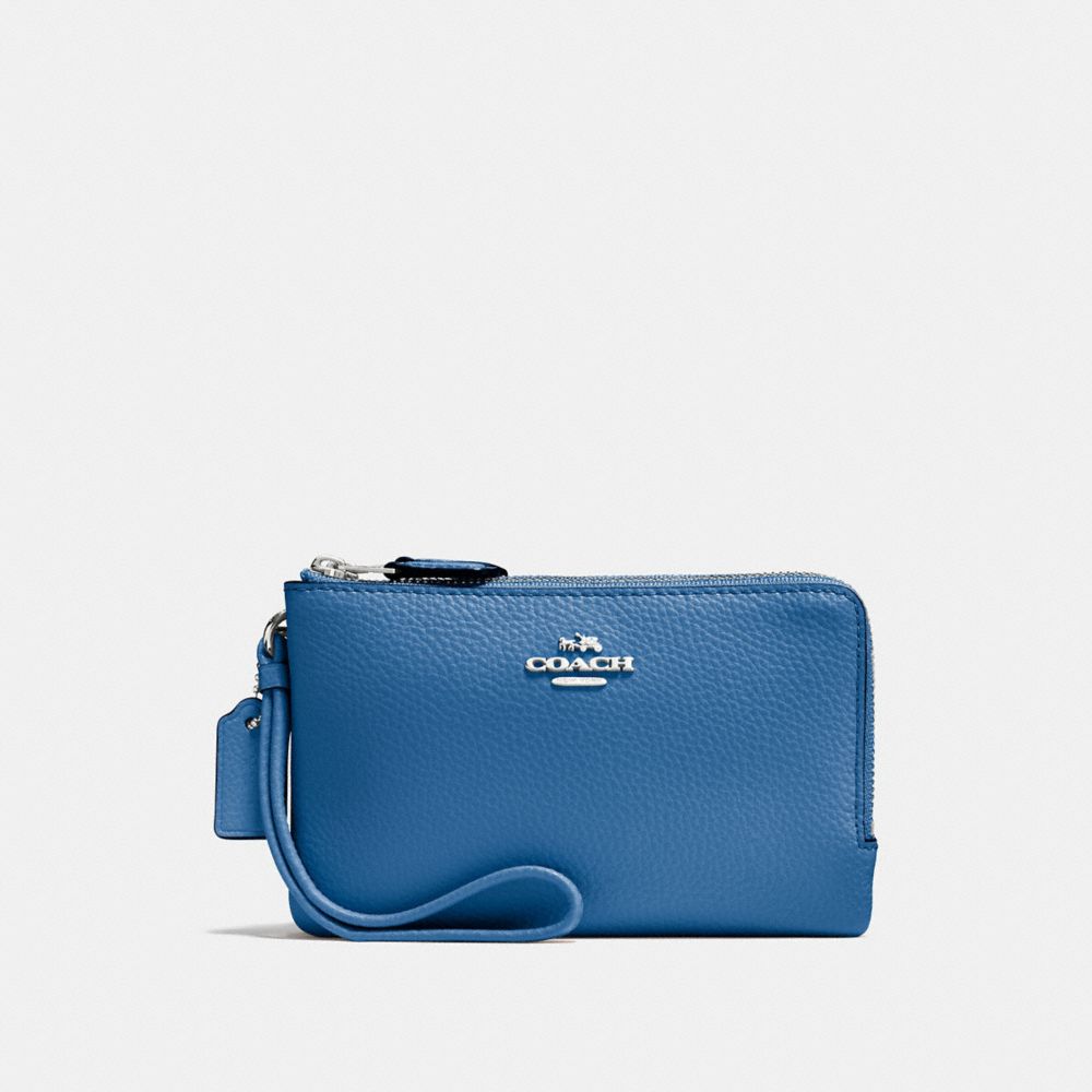 DOUBLE CORNER ZIP WRISTLET - SKY BLUE/SILVER - COACH F87590