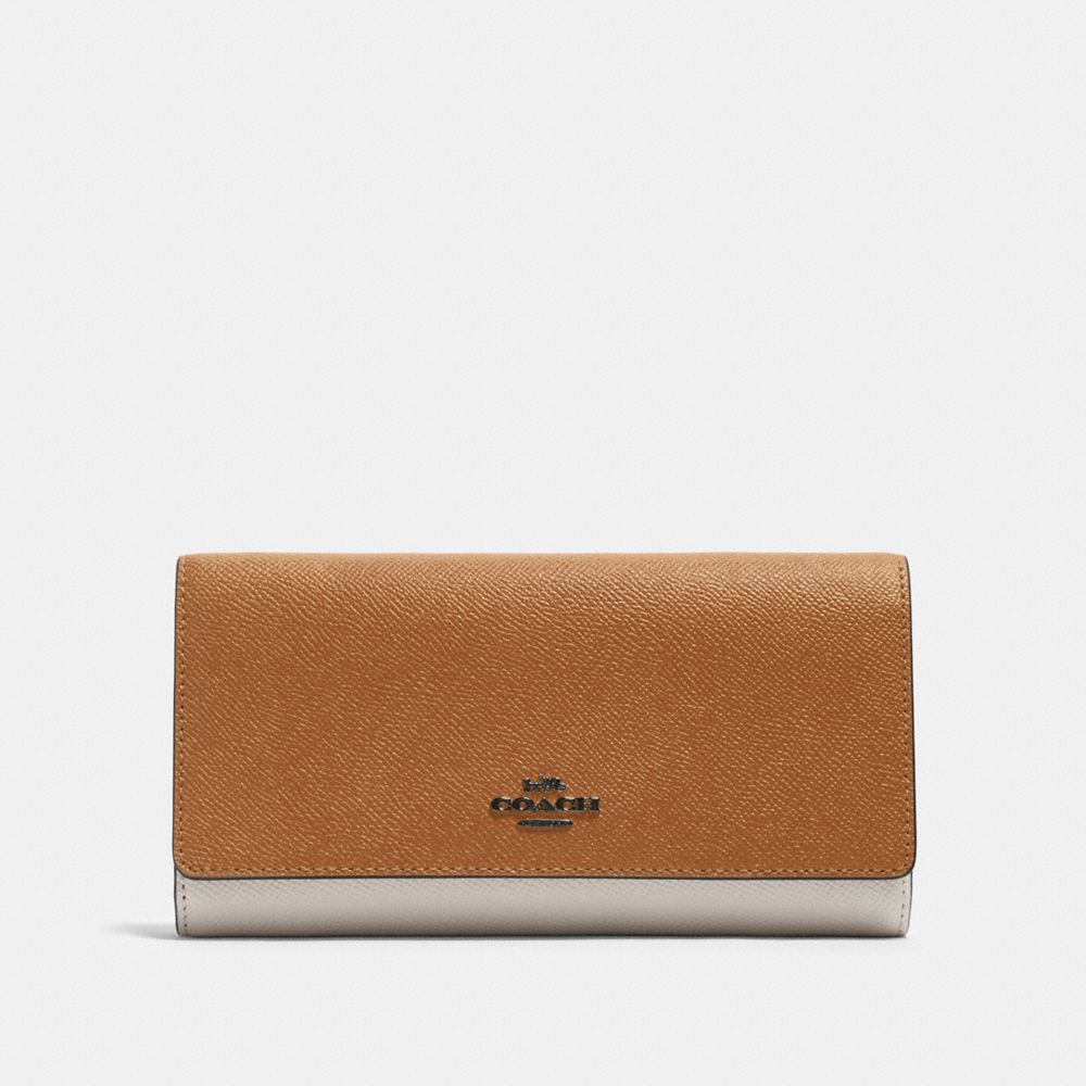 COACH TRIFOLD WALLET IN COLORBLOCK - QB/LIGHT SADDLE MULTI - F87932