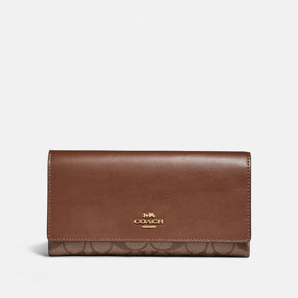 TRIFOLD WALLET IN SIGNATURE CANVAS - IM/KHAKI/SADDLE 2 - COACH F88024