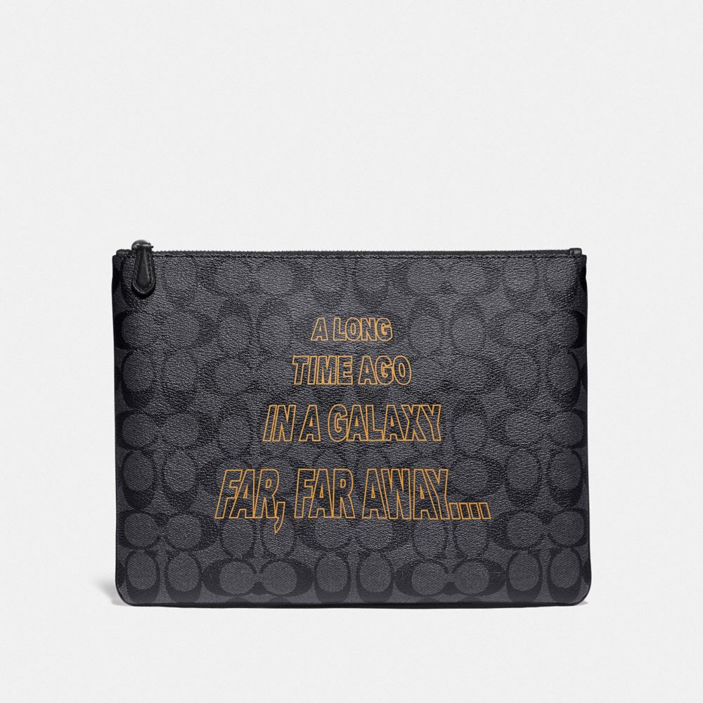STAR WARS X COACH LARGE POUCH IN SIGNATURE CANVAS WITH SCROLL PRINT - QB/CHARCOAL - COACH F88119
