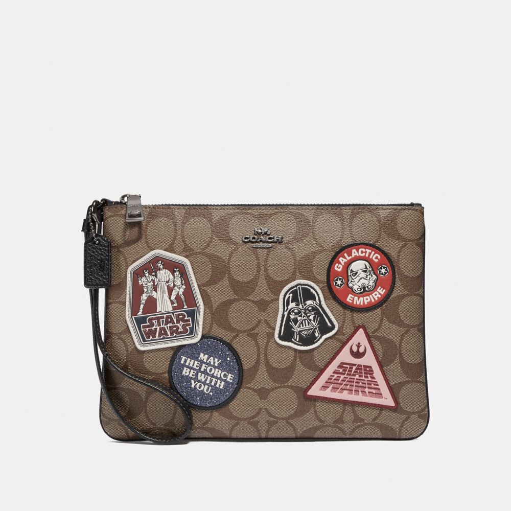 COACH F88545 Star Wars X Coach Gallery Pouch In Signature Canvas With Patches QB/KHAKI MULTI