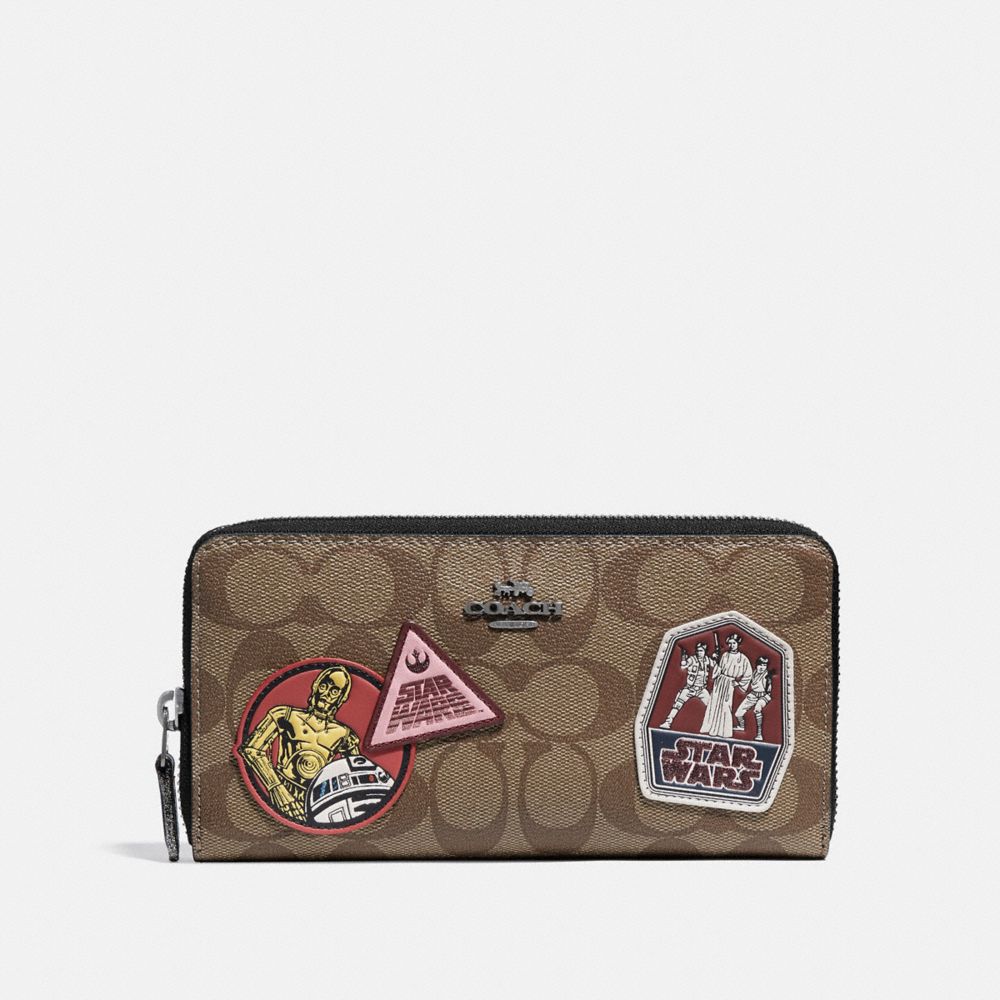 STAR WARS X COACH ACCORDION ZIP WALLET IN SIGNATURE CANVAS WITH PATCHES - QB/KHAKI MULTI - COACH F88560
