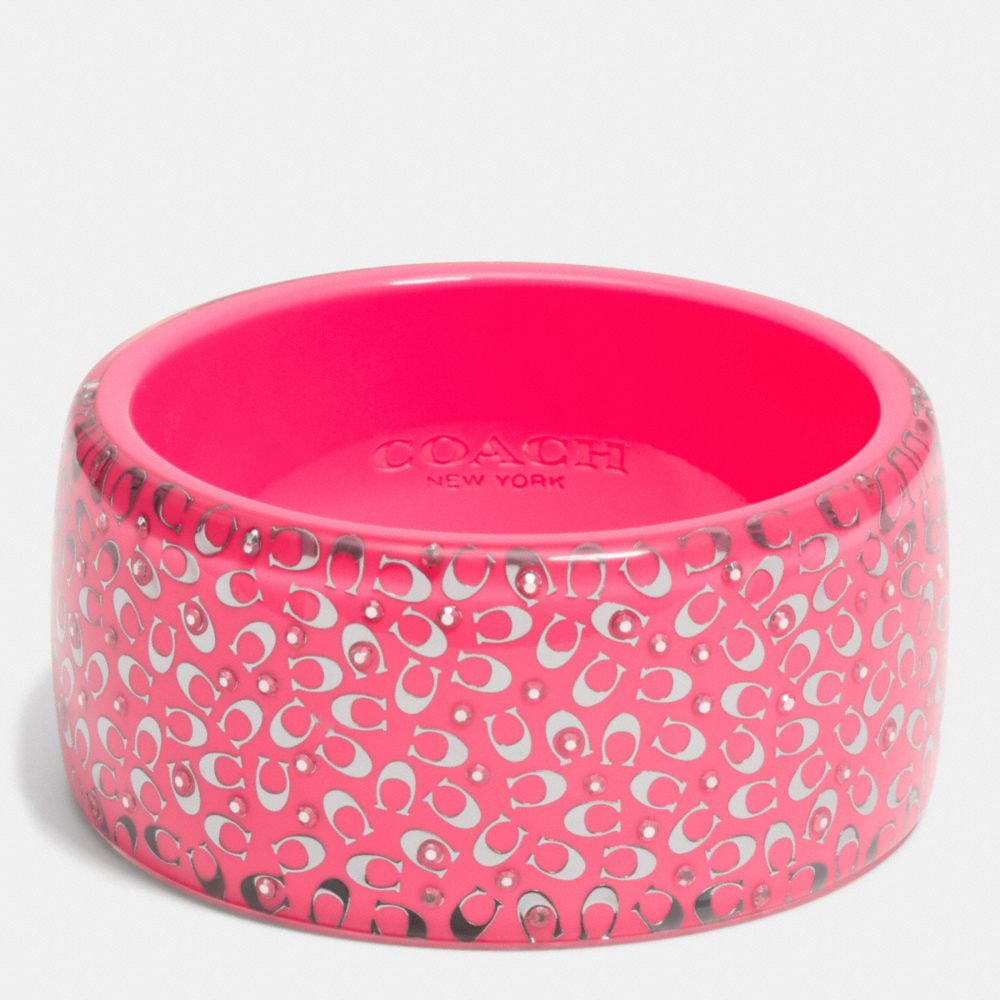 C.O.A.C.H. WIDE RESIN BANGLE - SILVER/NEON PINK - COACH F90341