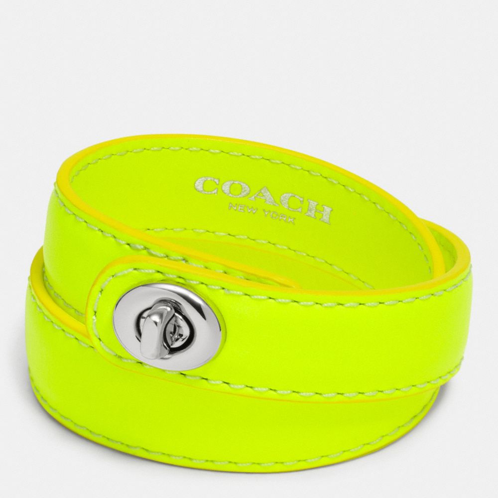 C.O.A.C.H. DOUBLE WRAP TURNLOCK BRACELET - SILVER/GLO LLIGHT GOLDE - COACH F90449