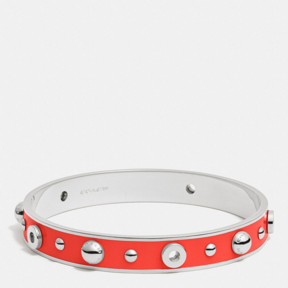 COACH F90512 - ENAMEL GROMMETS AND RIVETS BANGLE SILVER/ORANGE