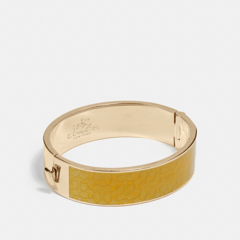 SIGNATURE WIDE HINGED BANGLE - GOLD/CANARY - COACH F90996