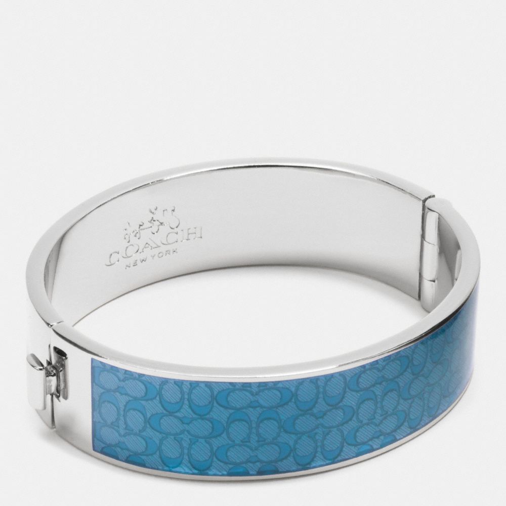 COACH ENAMEL SIGNATURE WIDE HINGED BANGLE - SILVER/AZURE - f90996