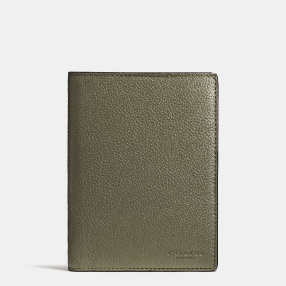 COACH f93462 PASSPORT CASE IN REFINED PEBBLE LEATHER SURPLUS