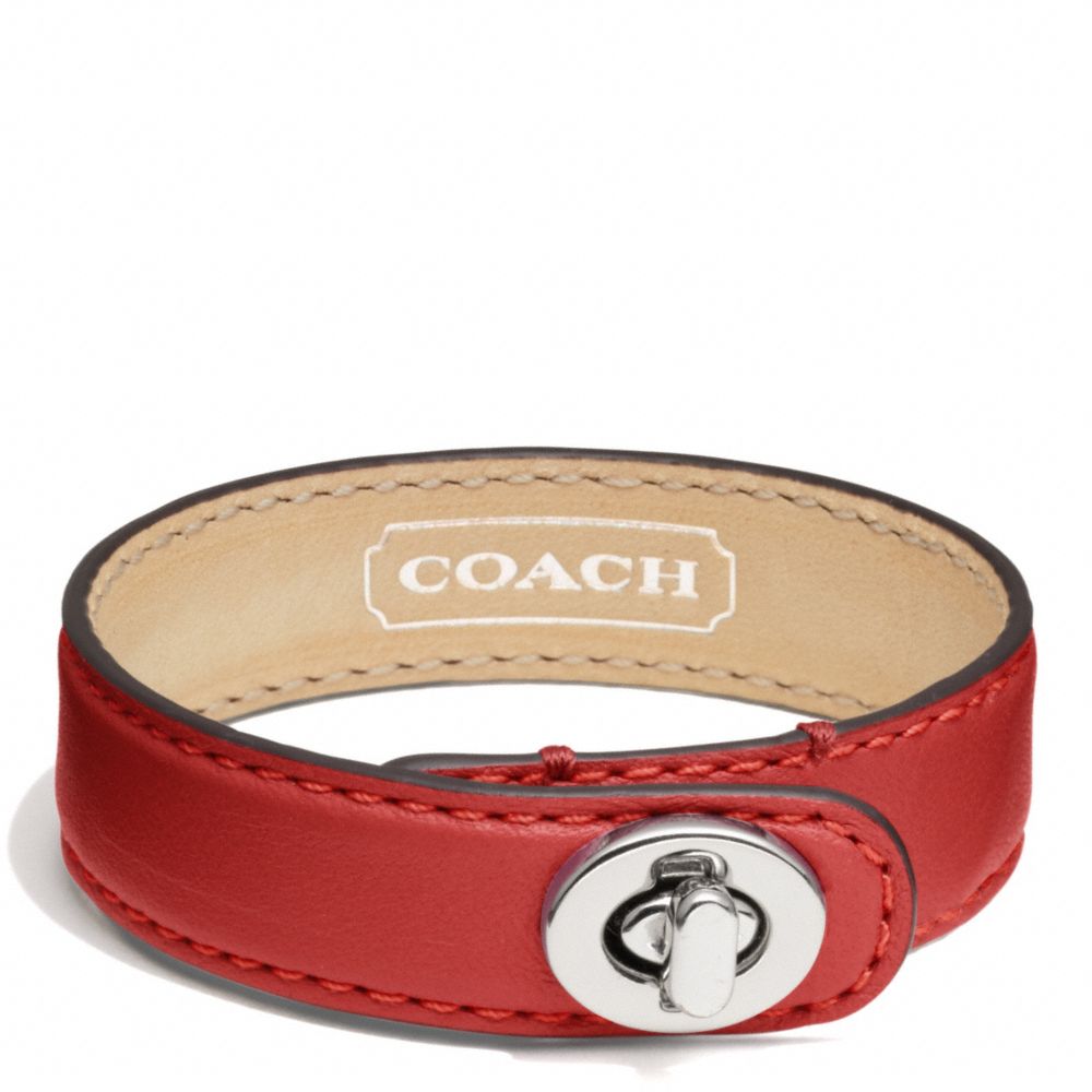 COACH F94165 Leather Wrap Turnlock Bracelet SILVER/VERMILLION